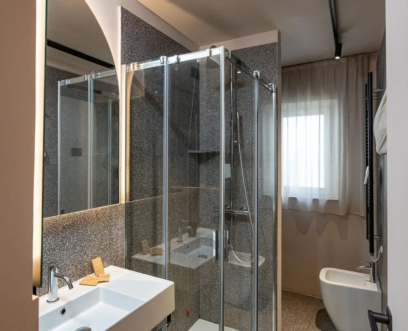 Elide Design Hotel Assisi